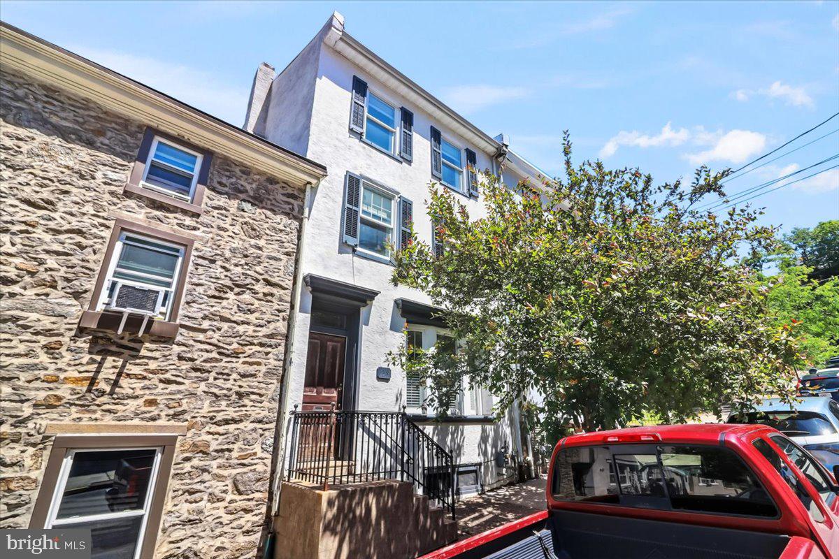 138 Rector Street, Philadelphia, PA 19127 — photo 3