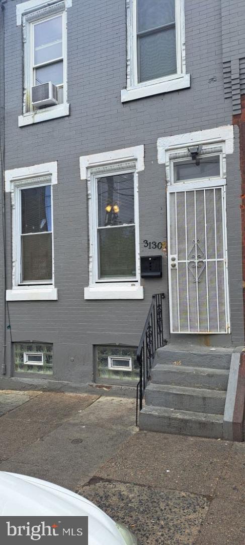 3130 G St — photo