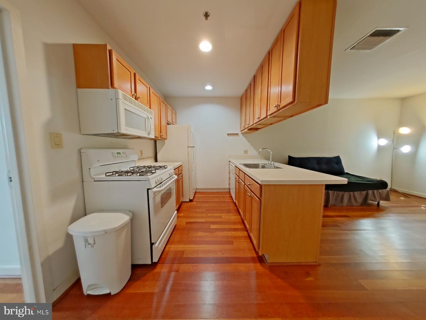 1100 Vine St #1209 — photo
