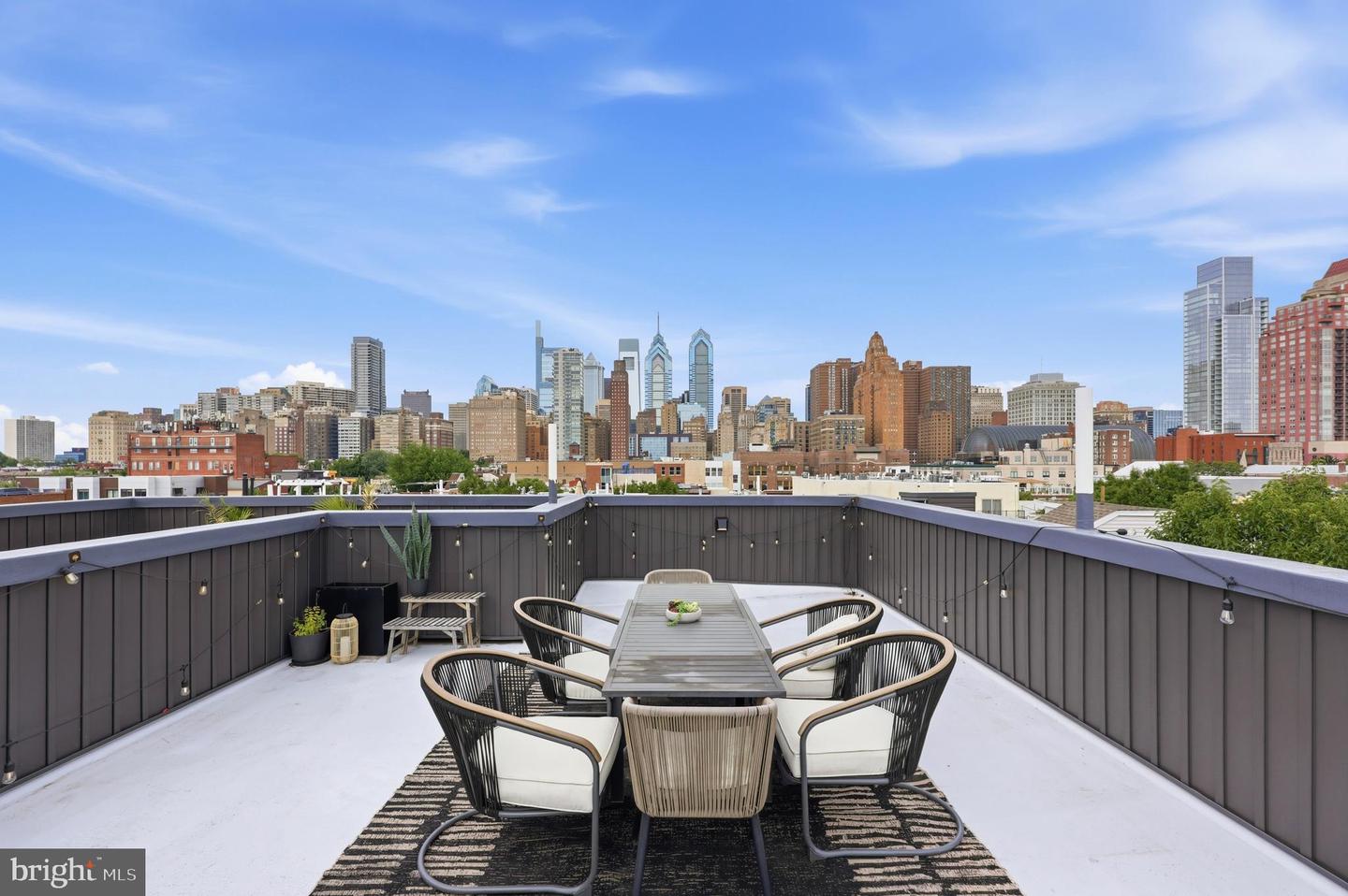 1621 Bainbridge St #6 — photo