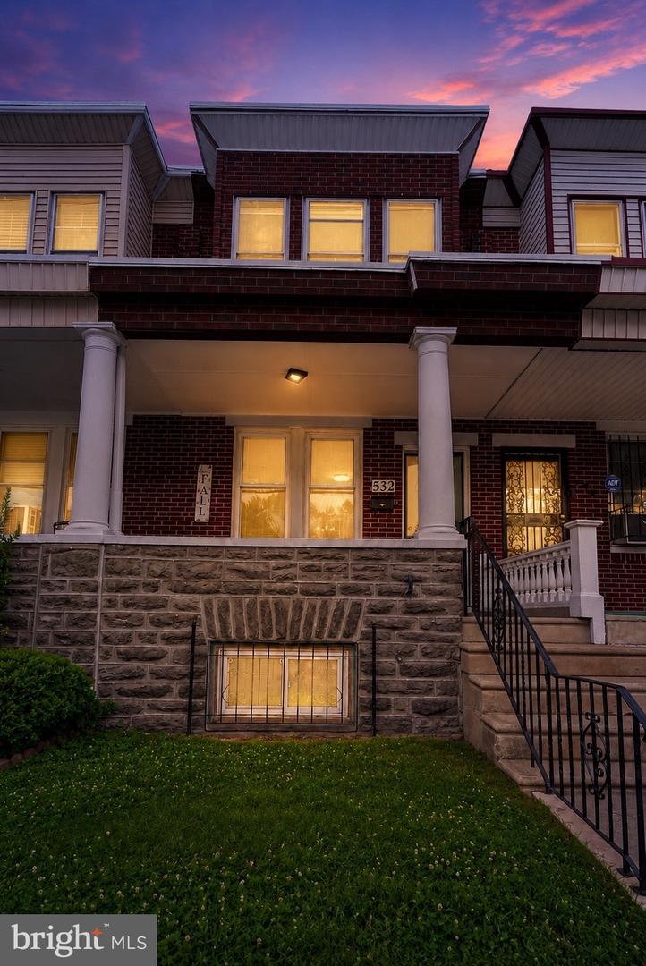 532 Fisher Ave — photo