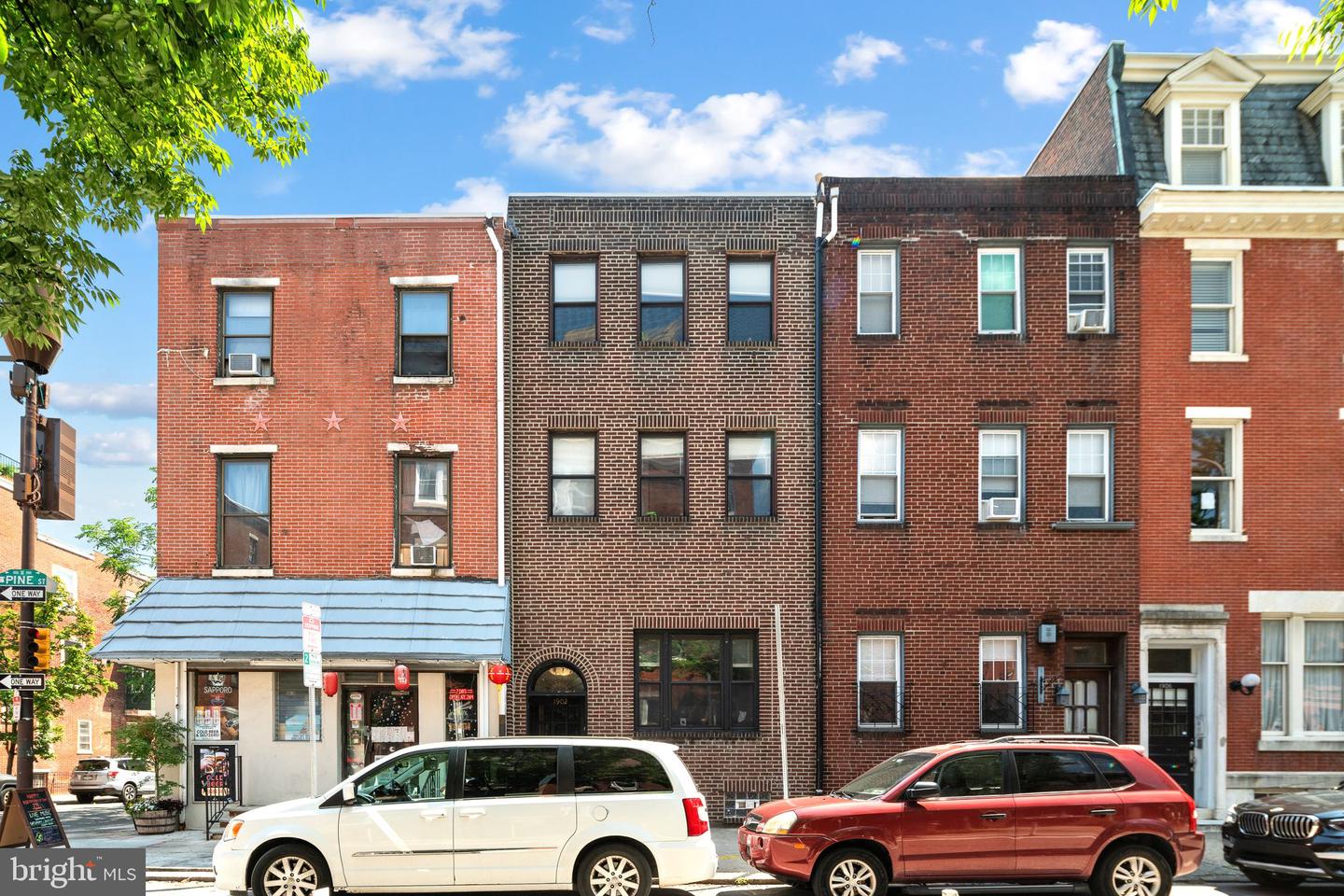 1902 Pine St #5 — photo