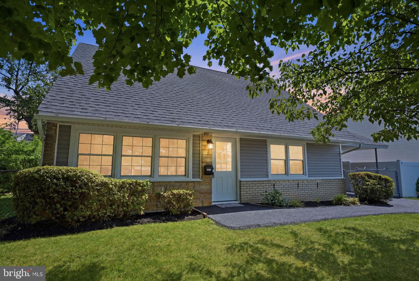 2873 Comly Road, Philadelphia, PA 19154