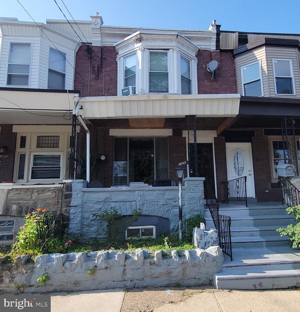4849 Fairmount Ave — photo
