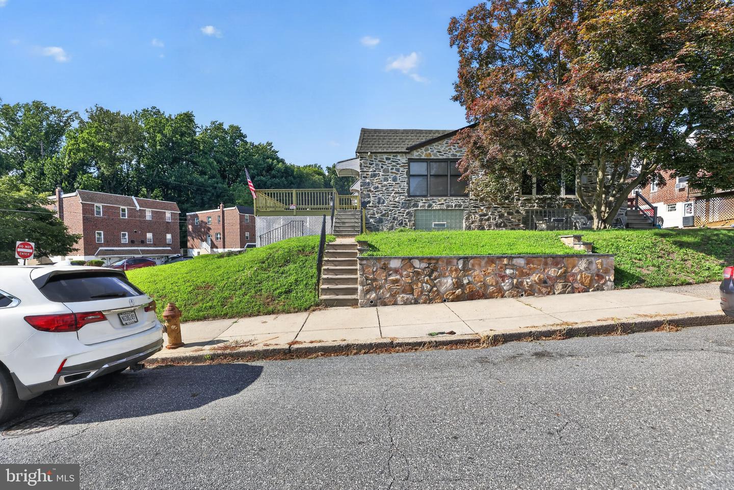 601 Colebrook Road, Philadelphia, PA 19115