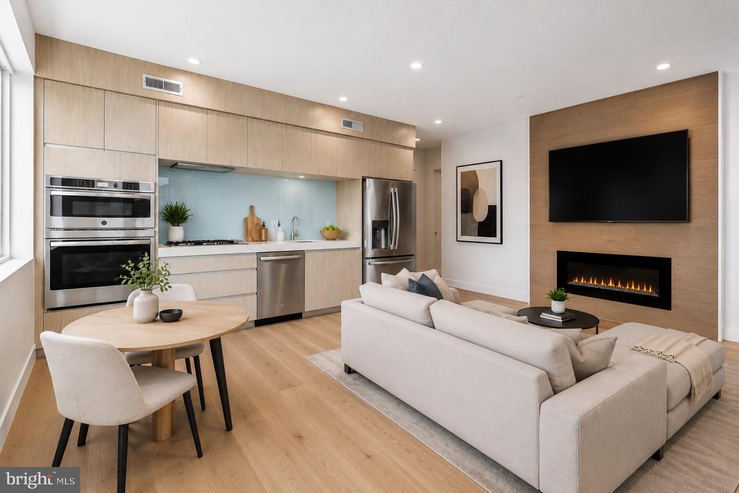 1405-21 Frankford Ave #311 — photo