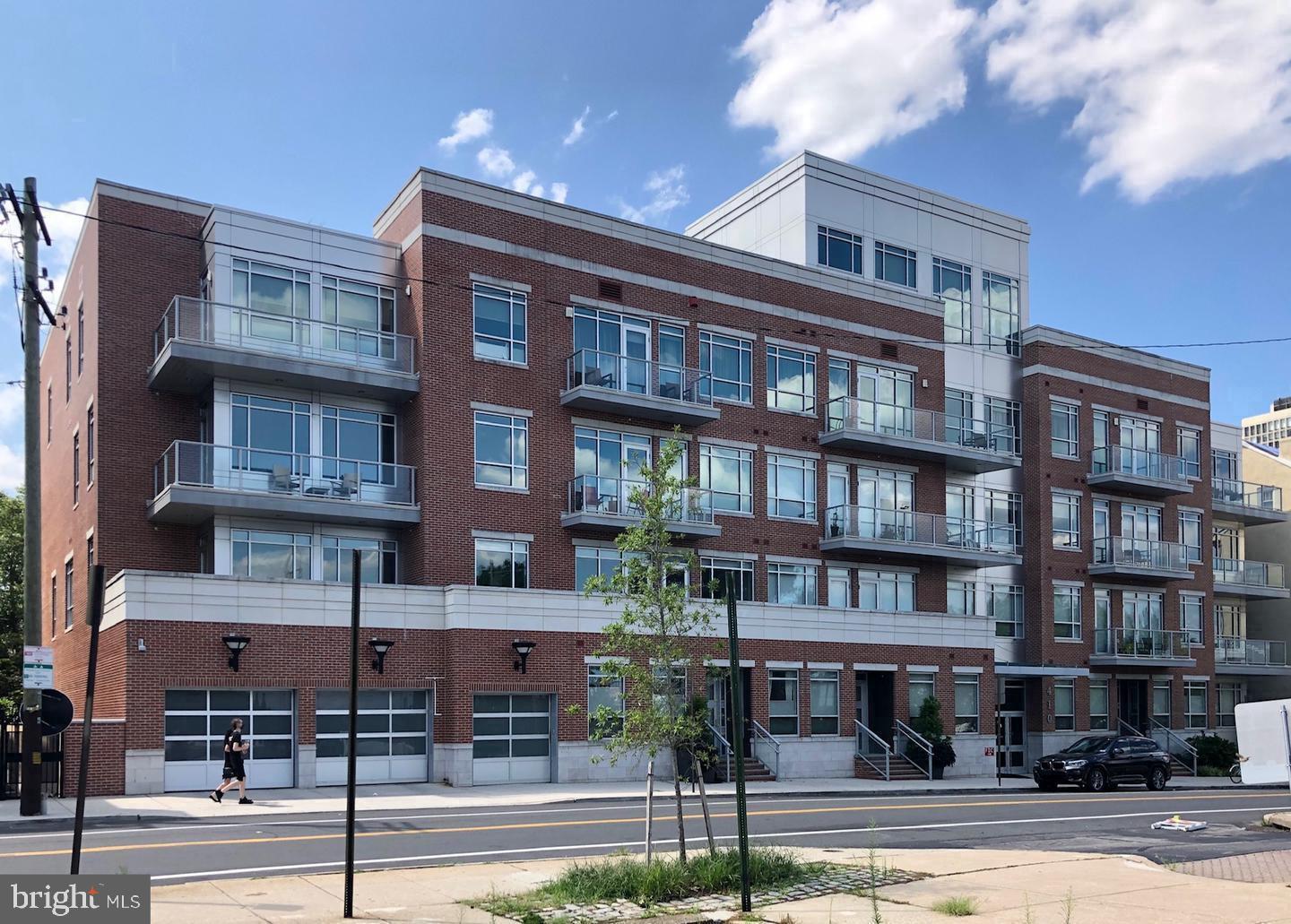 410 S Front St #111 — photo