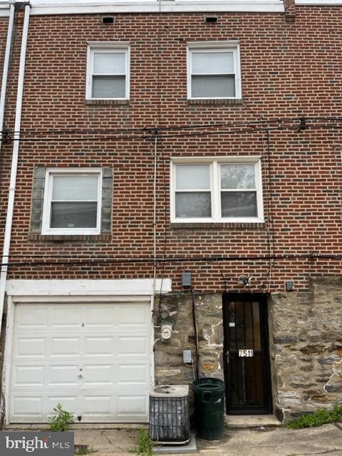 7511 Sherwood Rd — photo
