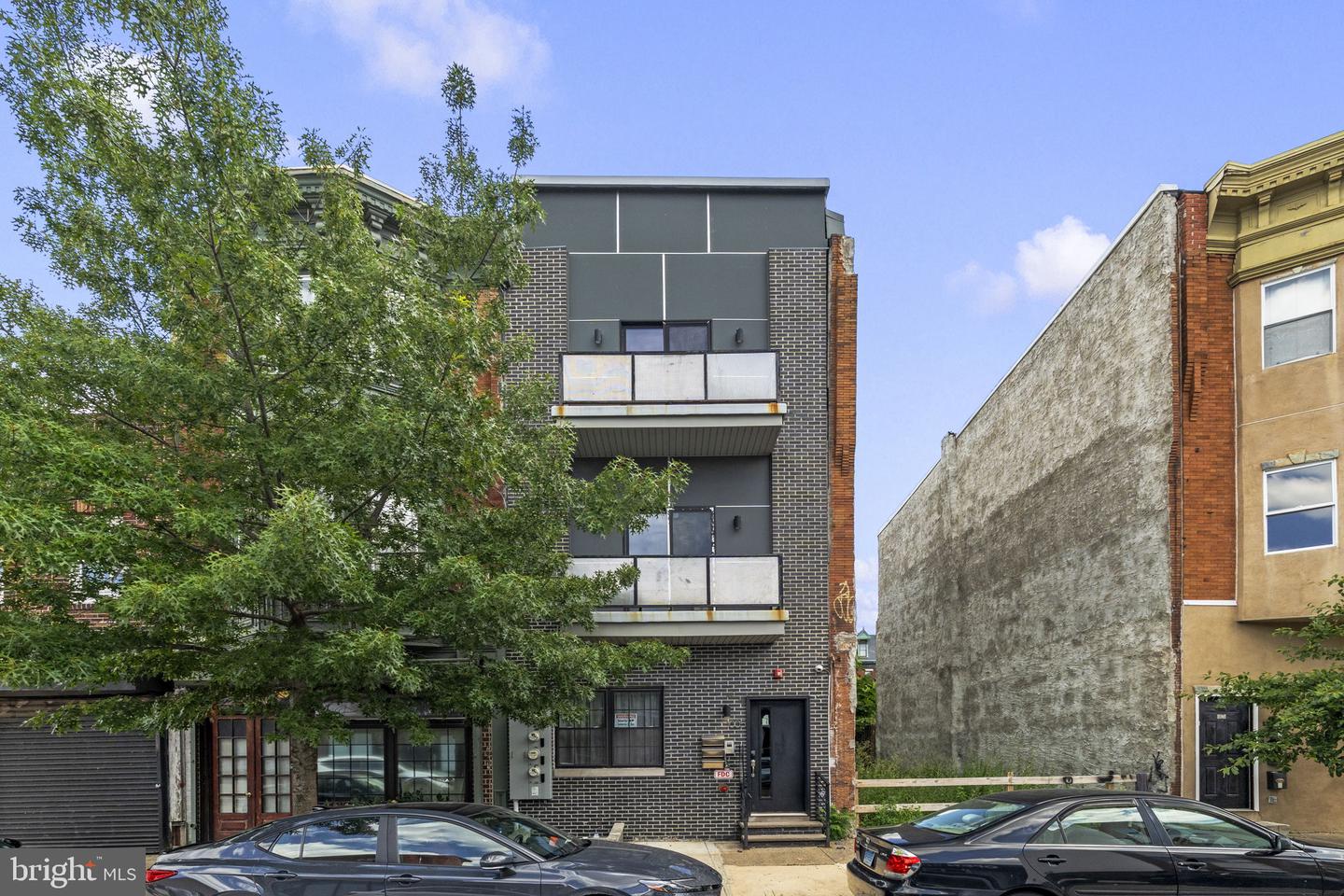 1005 N Marshall St #1 — photo