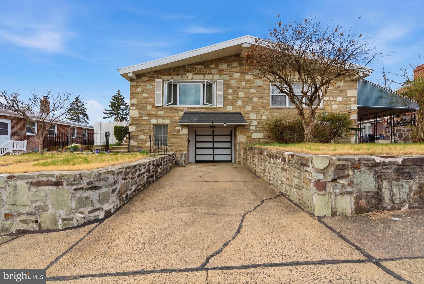730 Charette Rd — photo