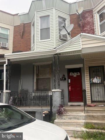 2715 W Seltzer St — photo