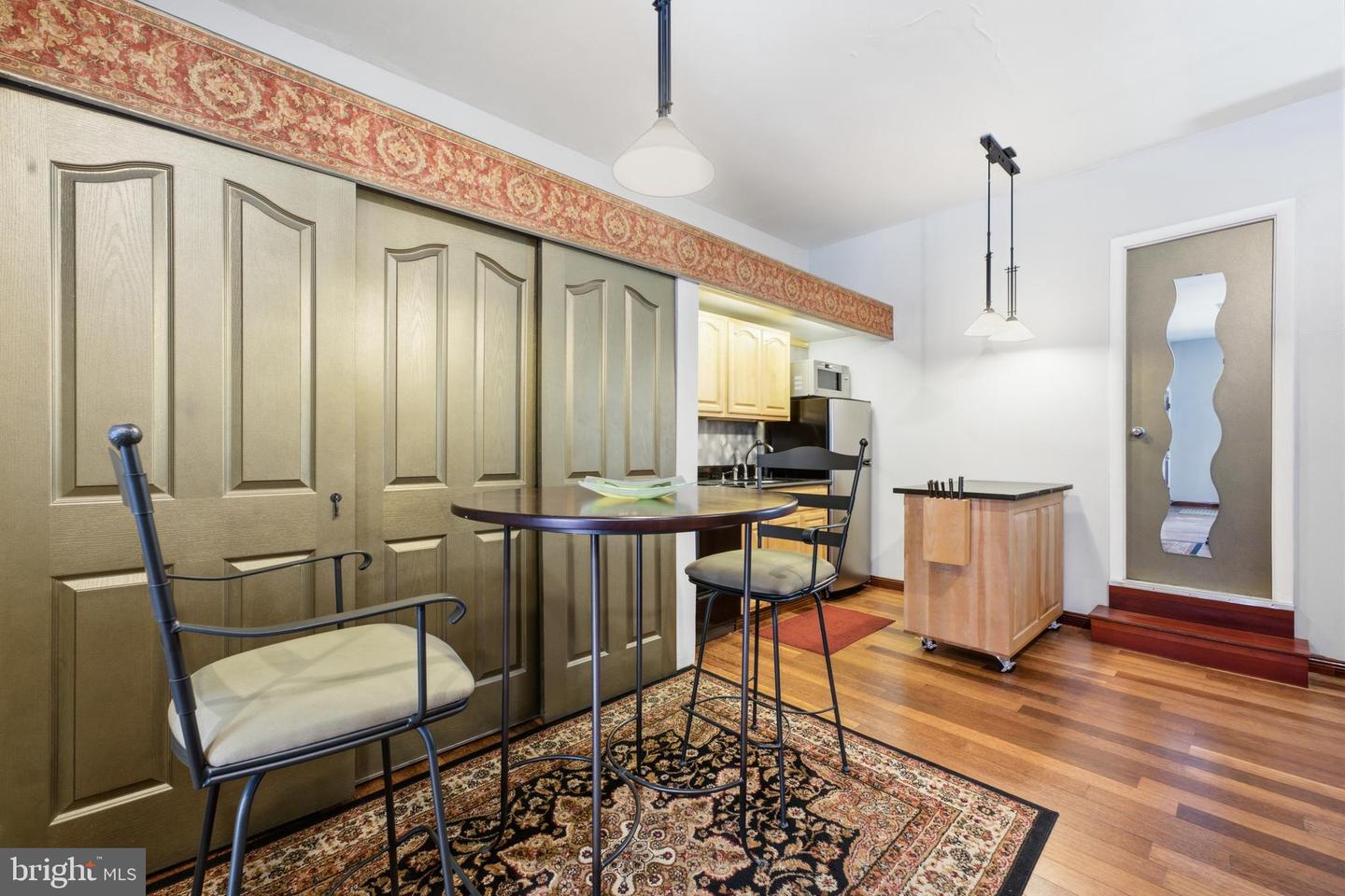 2110-12 South St #21101 — photo