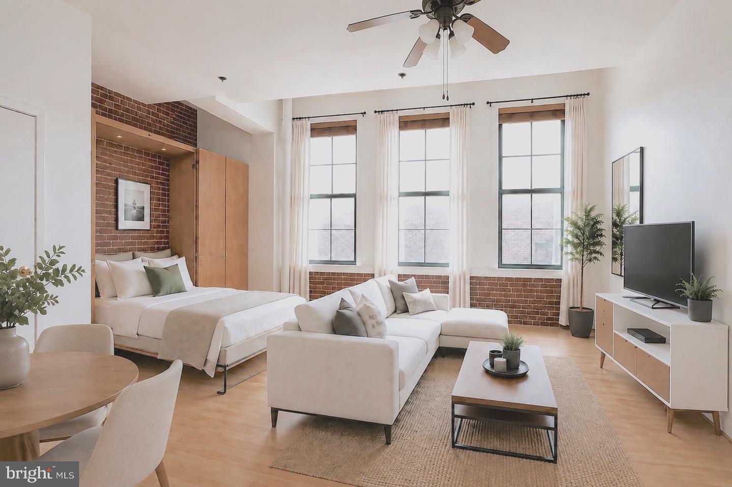315 New St #504 — photo