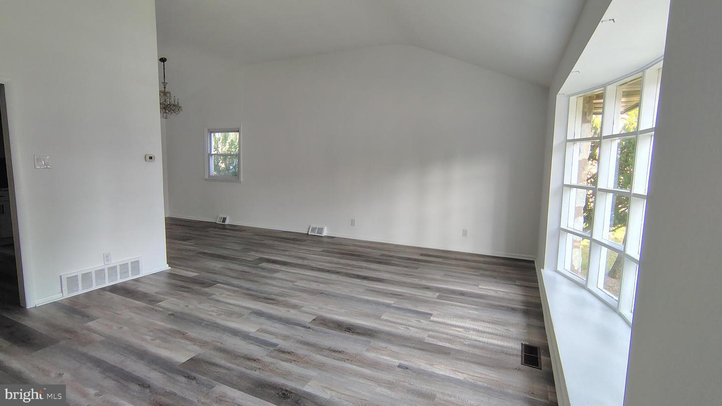 574 Remsen Road, Philadelphia, PA 19115 — photo 3