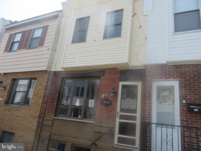 132 Roseberry St — photo