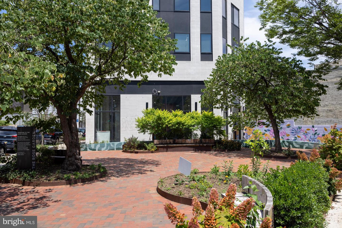 1405-21 Frankford Ave #410 — photo