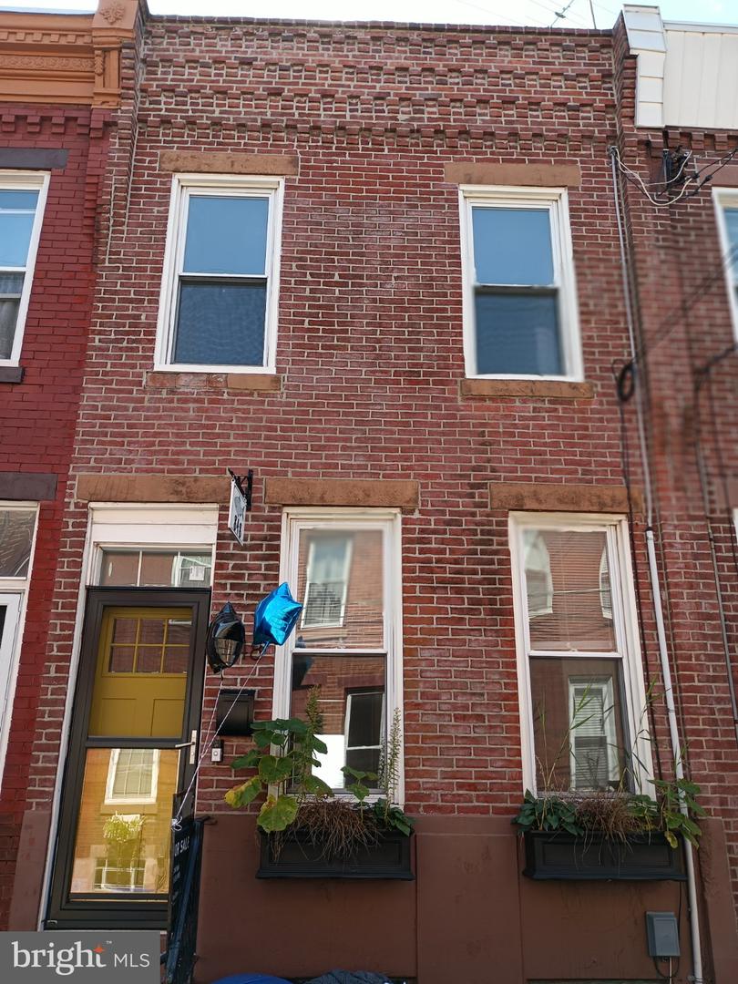 848 Mercer St — photo