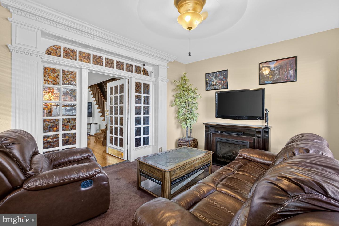 6016 Cobbs Creek Pkwy — photo