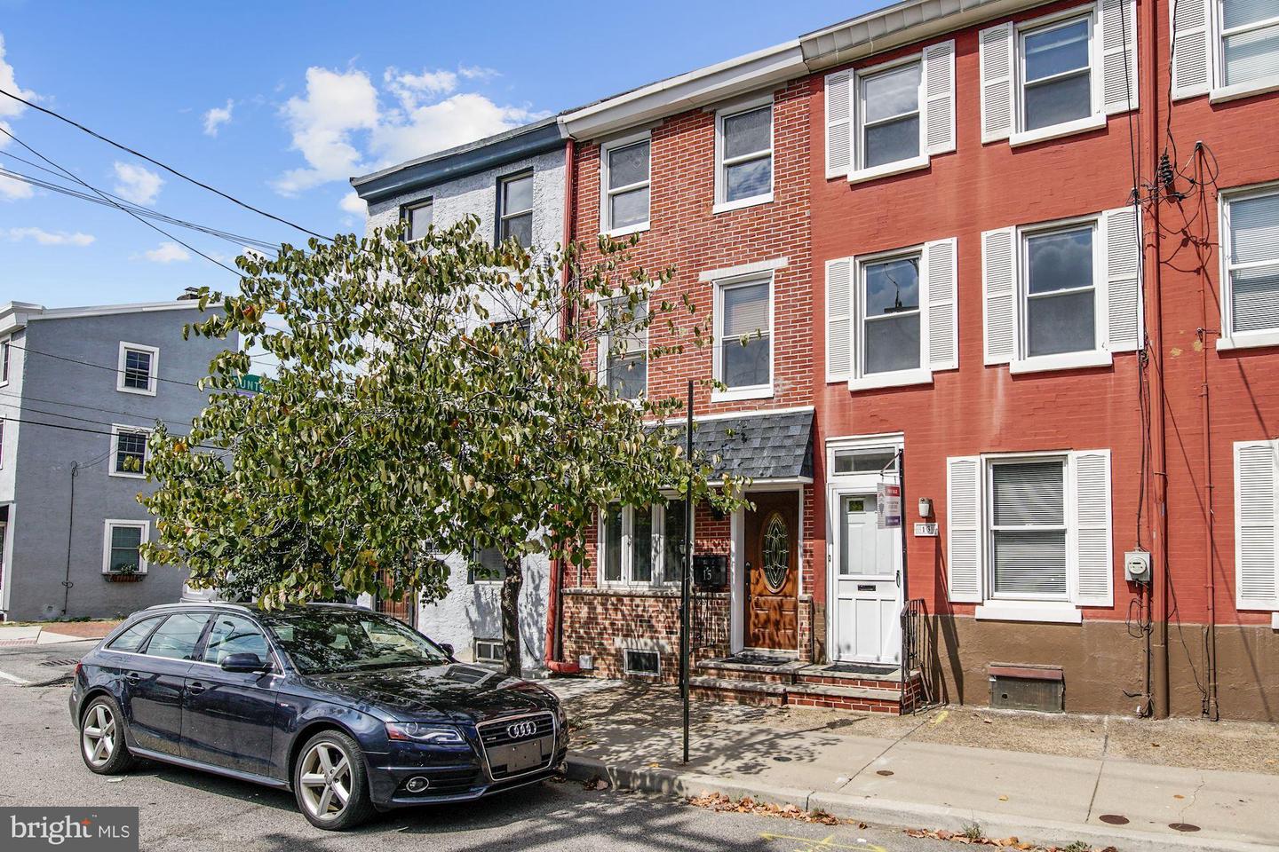 15 W Wildey St — photo