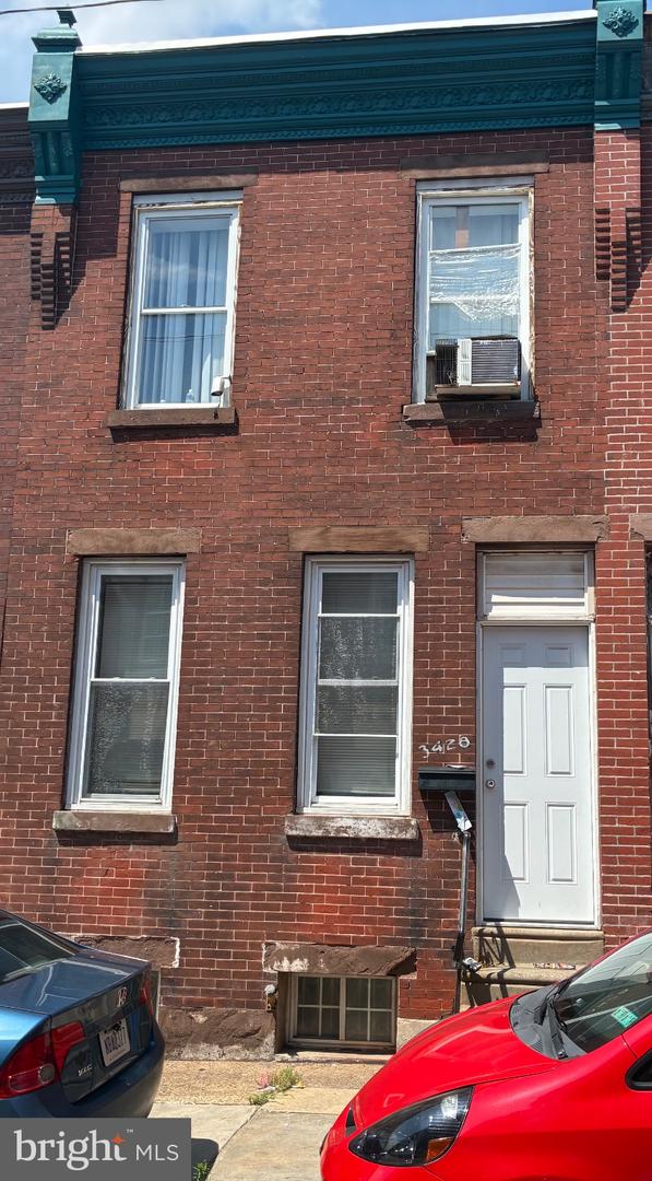 3428 Hope St — photo