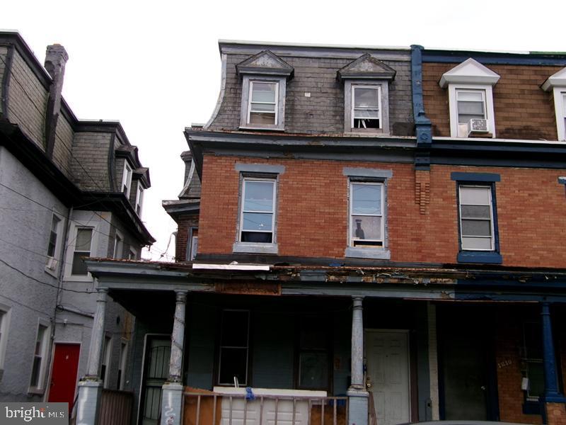 1208-00 W Rockland St — photo