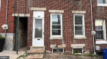 104 Ripka Street, Philadelphia, PA 19127 — photo 2
