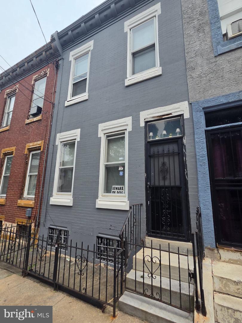 3049 N Lawrence St — photo