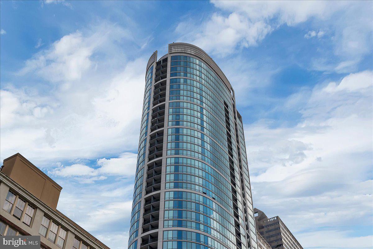 2101-00 Market St #3705 — photo