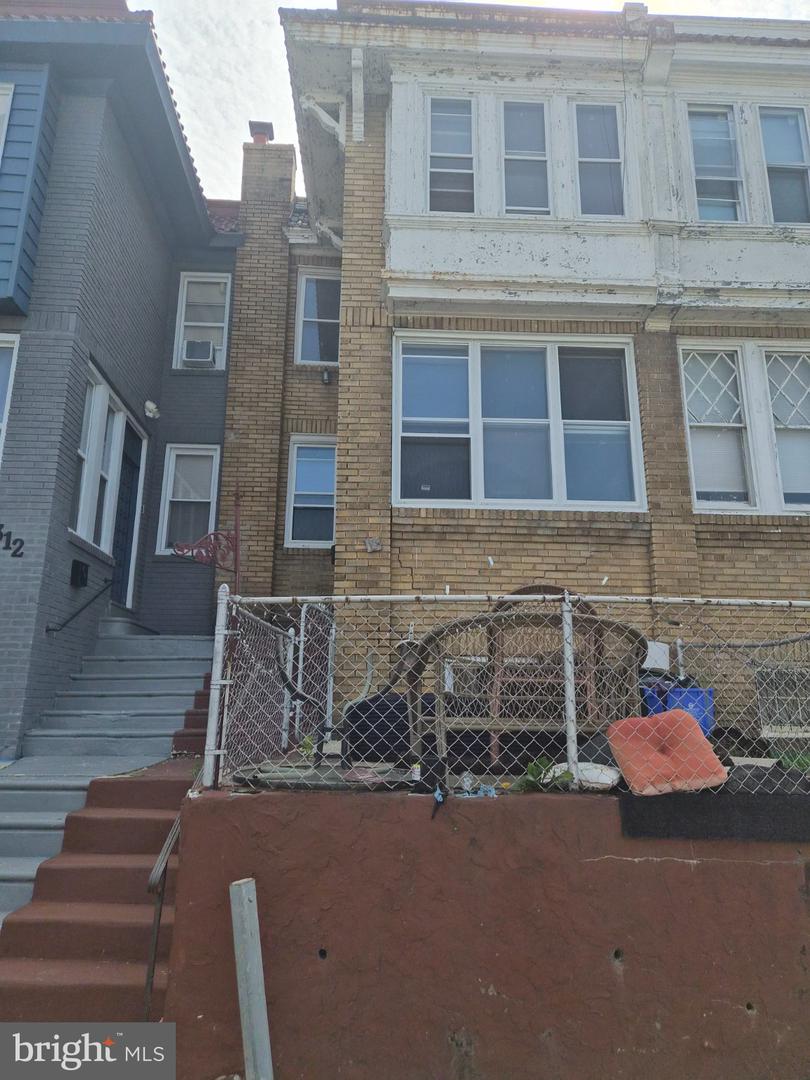 310 E Sheldon St — photo