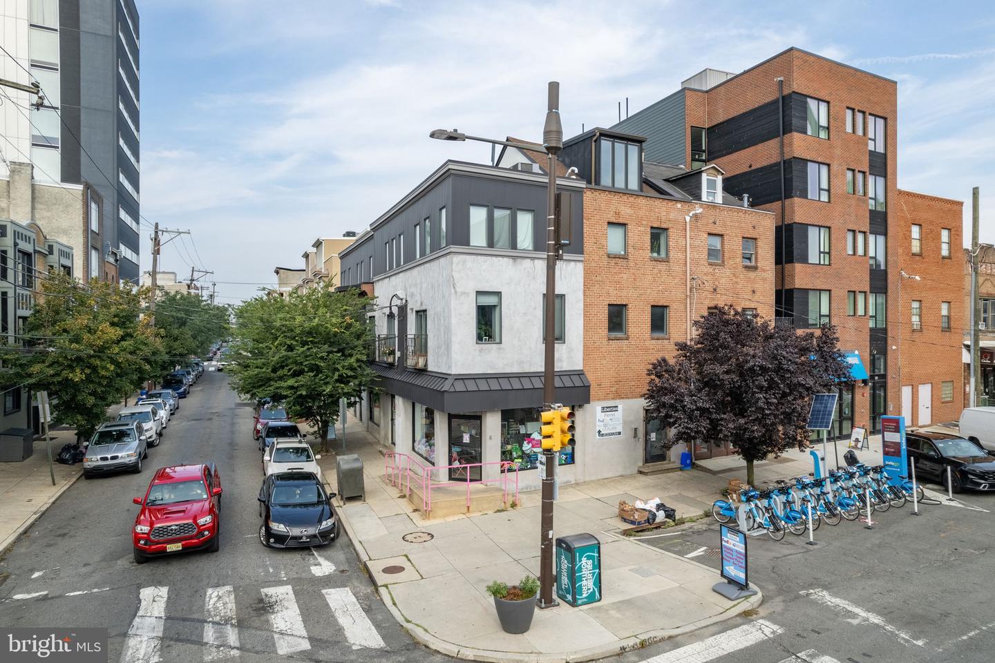800 N 2nd St #5 — photo