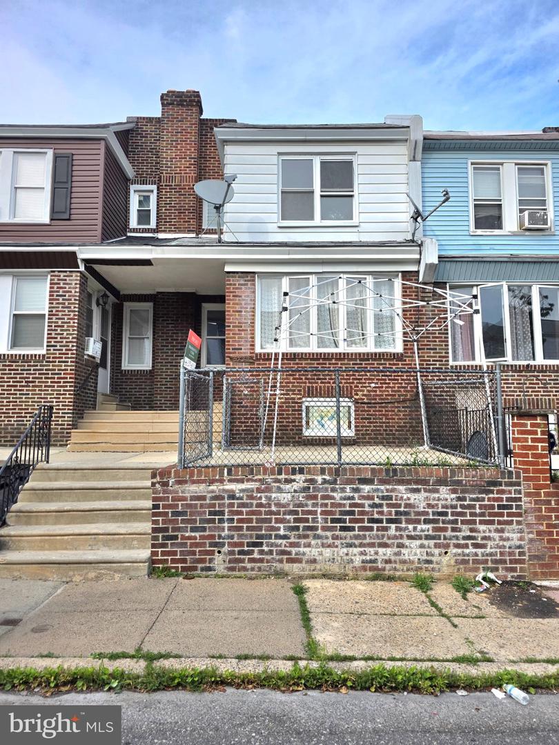 4223 Loring — photo