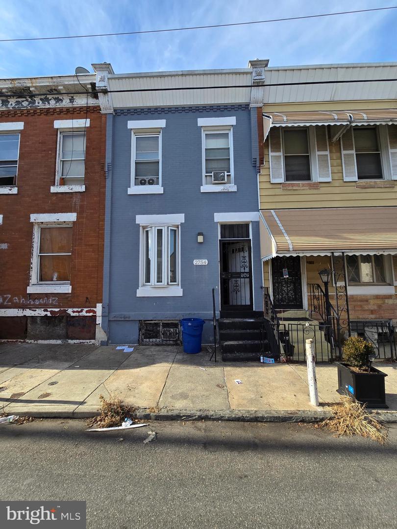 2754 N Croskey St — photo