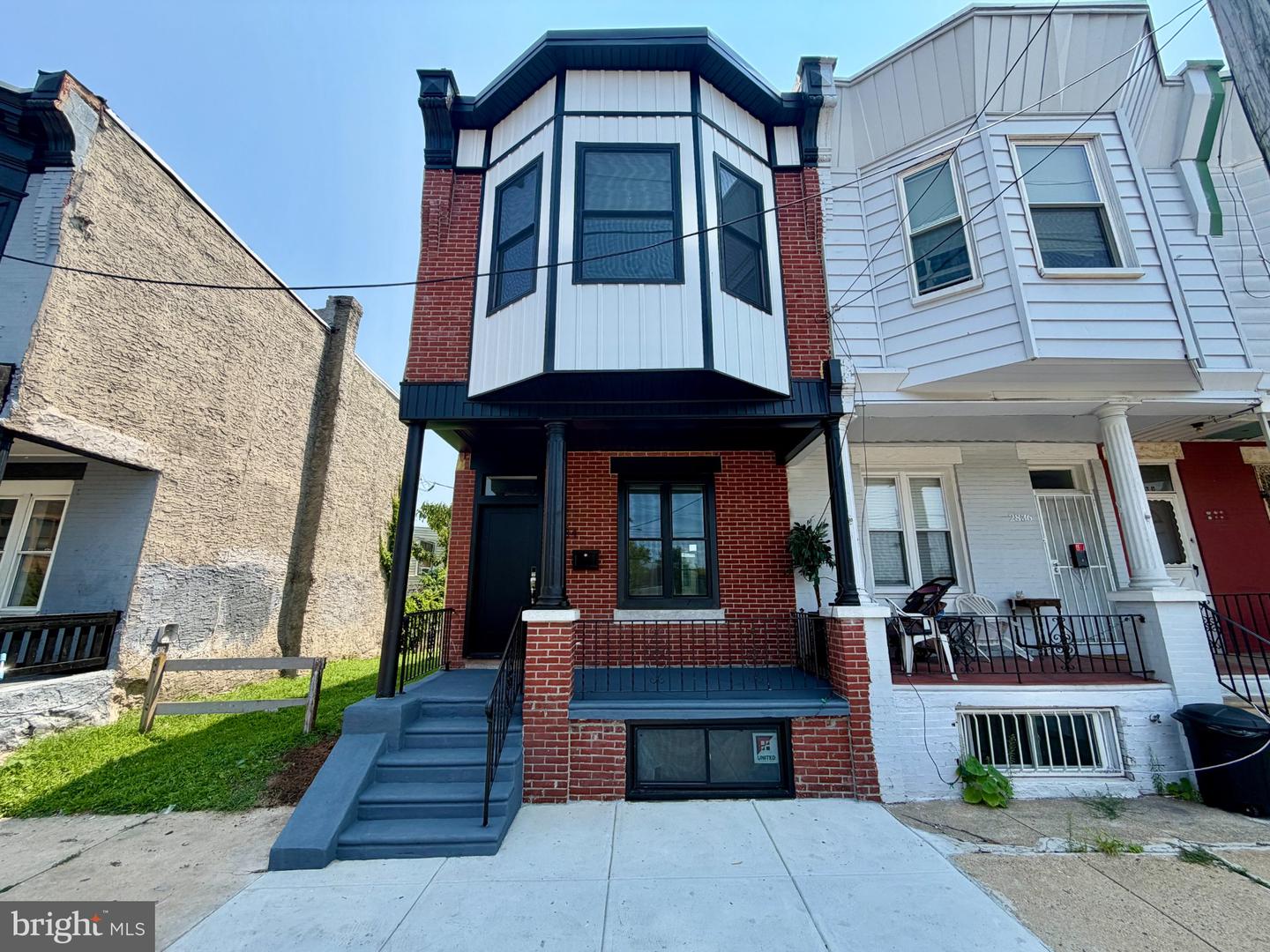 2834 W Glenwood — photo