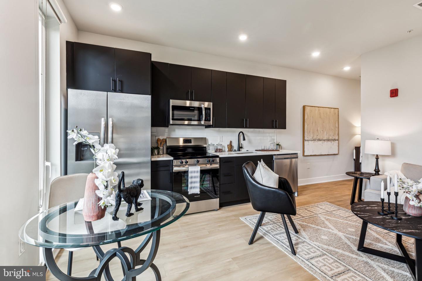 6910 Ridge Avenue #320, Philadelphia, PA 19128
