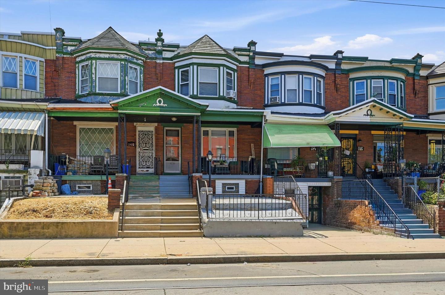 5422 Lansdowne Ave — photo