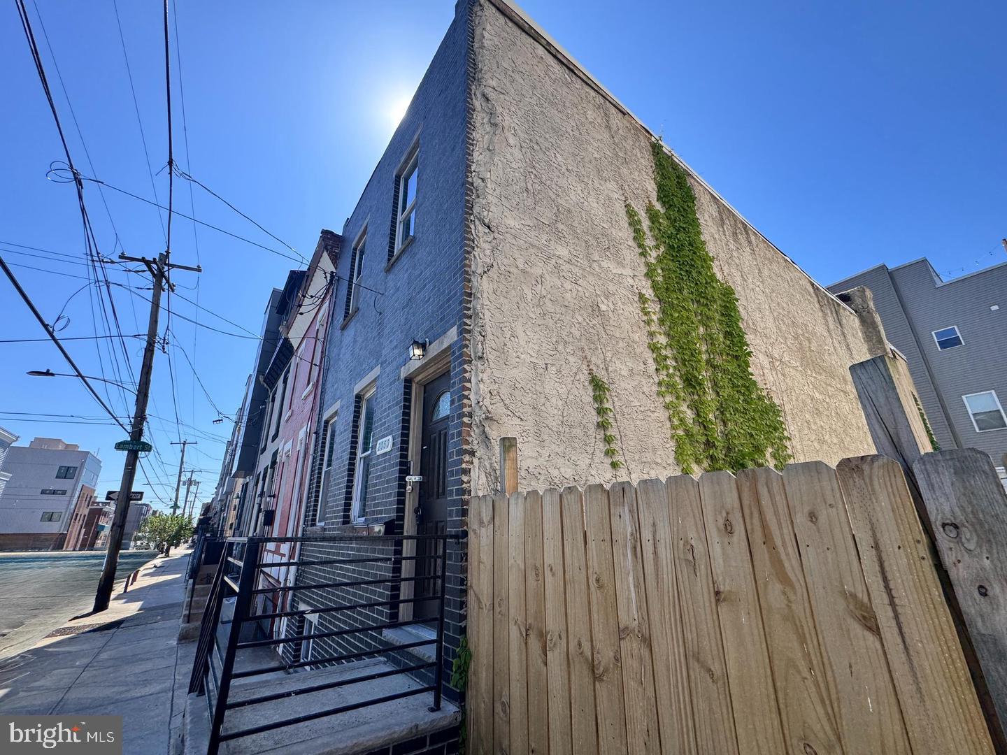 2050 Reed Street, Philadelphia, PA 19146 — photo 3