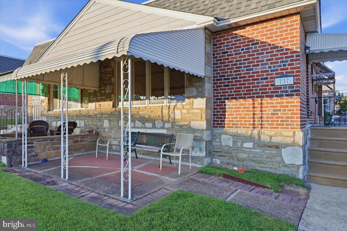 737 Colebrook Road, Philadelphia, PA 19115 — photo 3