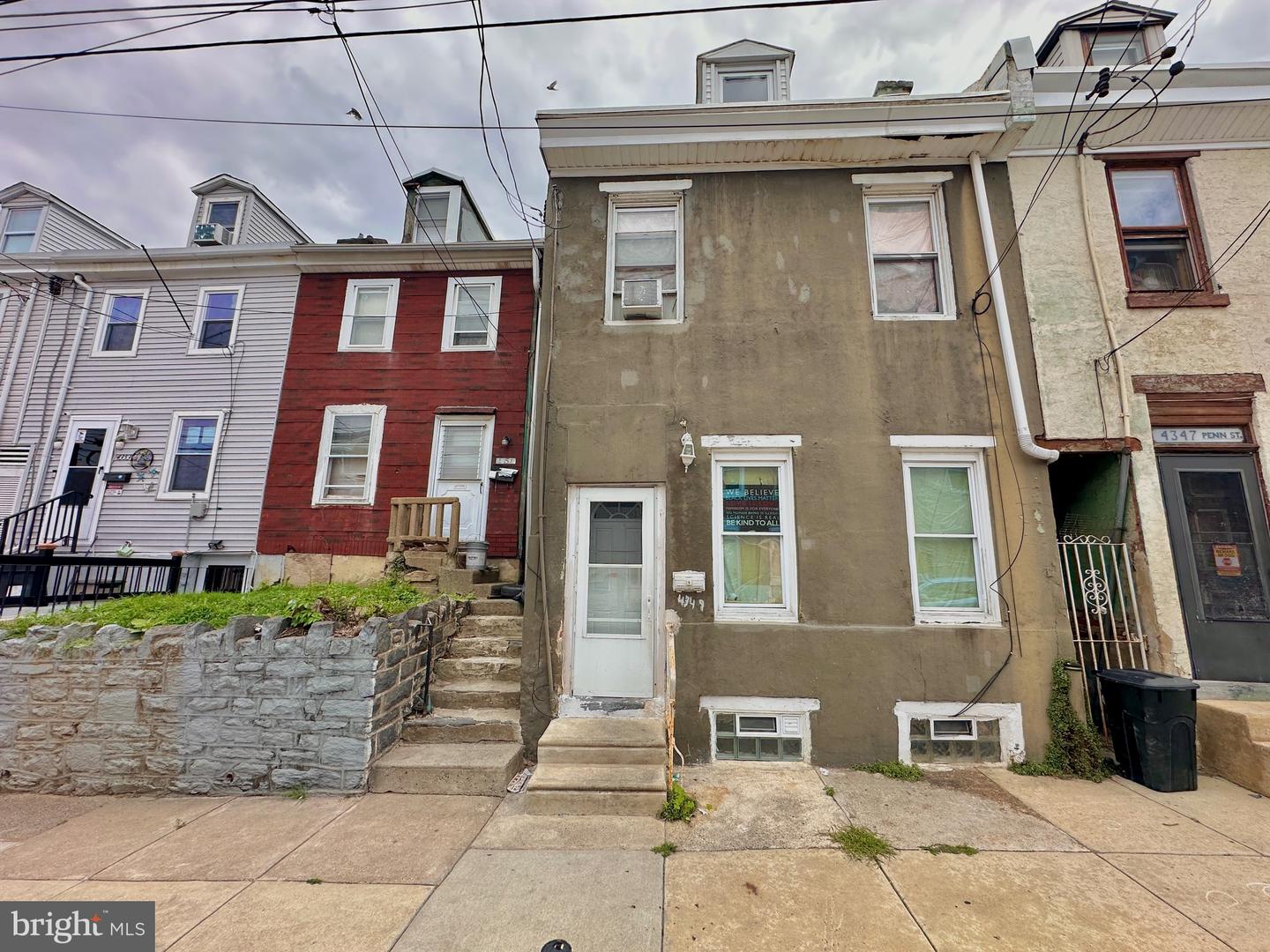 4349 Penn St — photo