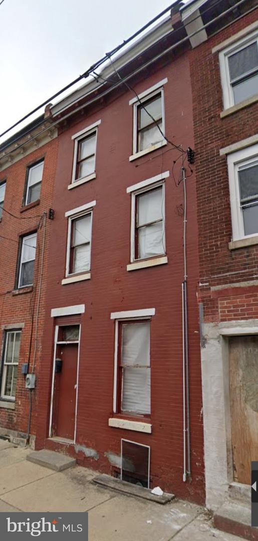 54 E Collom St — photo