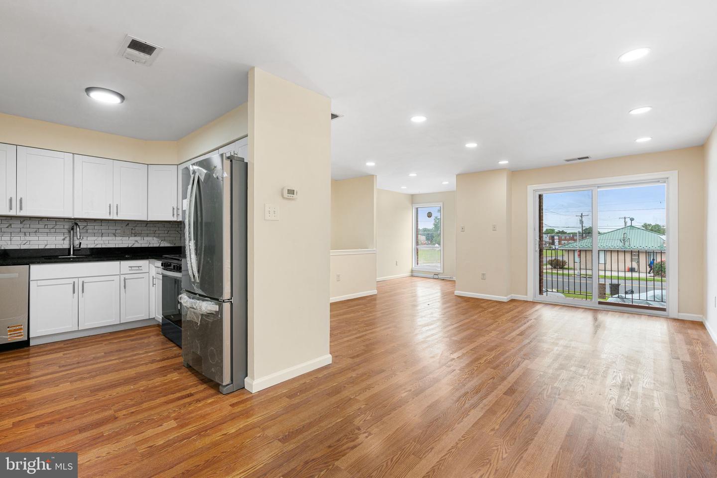 3281 Red Lion Road, Philadelphia, PA 19114