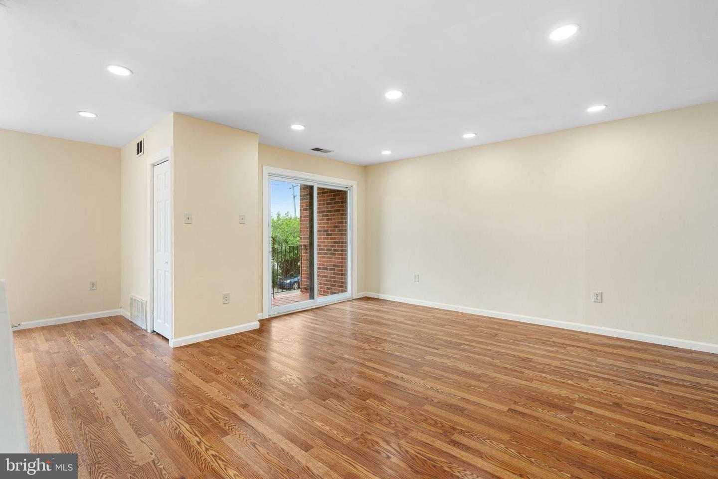 3281 Red Lion Road, Philadelphia, PA 19114 — photo 2