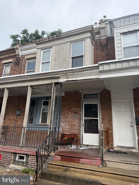 1648 Pratt St — photo