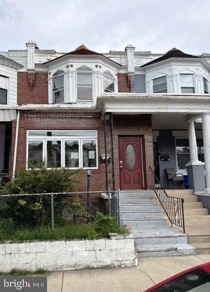 5741 Pine St — photo
