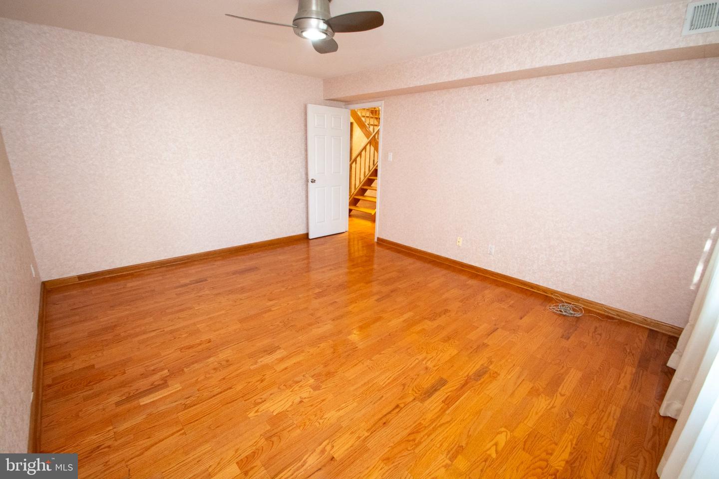 12021 Bustleton Ave #102 — photo