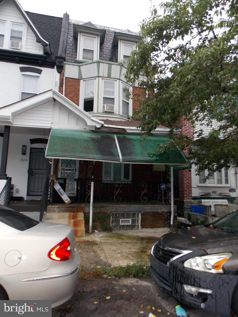 522 E Penn St — photo