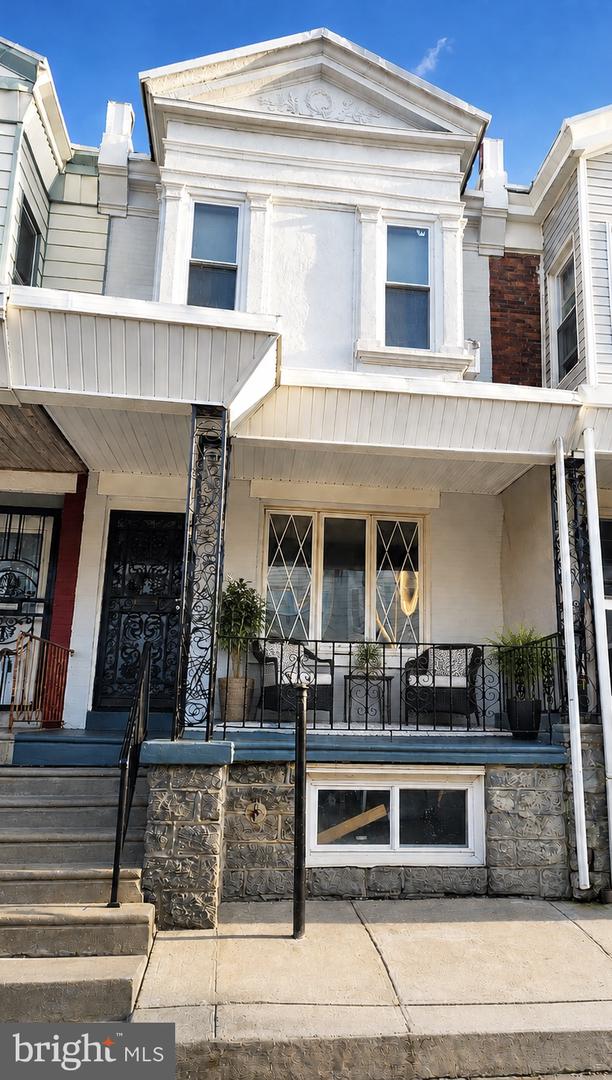 5818 Norfolk — photo