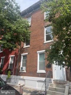1505 Carpenter St — photo