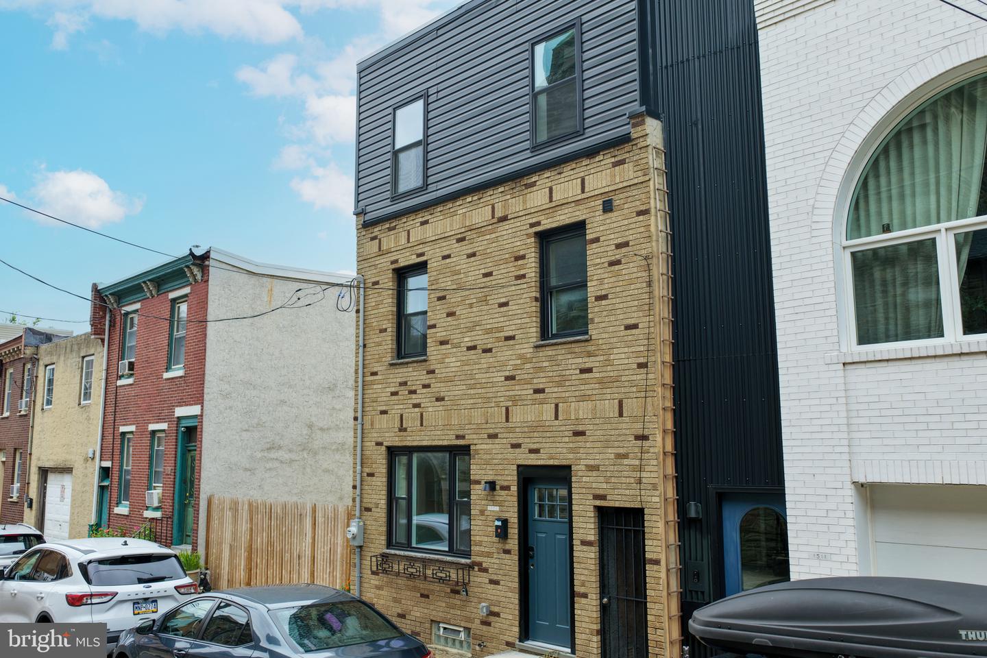 1513 E Hewson — photo