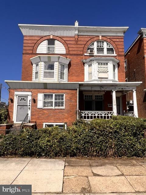 6047 & 6049 Chestnut St — photo