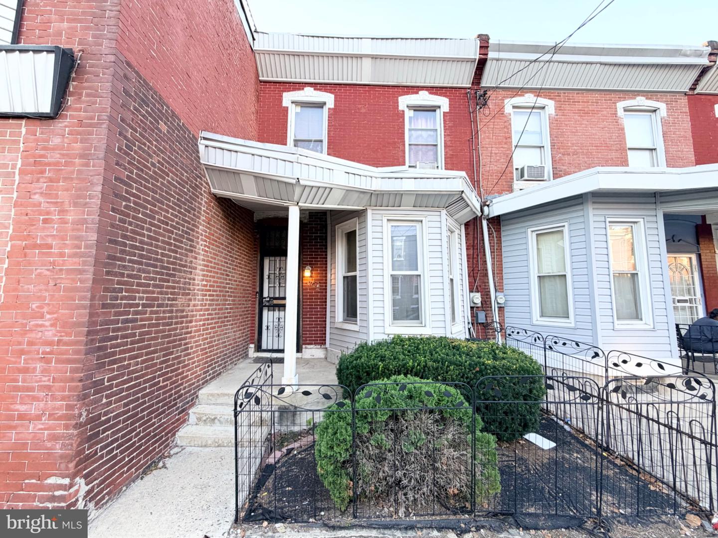 1763 W Juniata St — photo